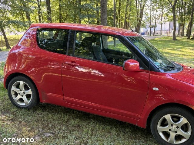 Suzuki Swift 1.3 Sakura - 6