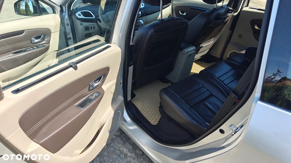 Renault Grand Scenic 2.0 16V 140 CVT Luxe - 12