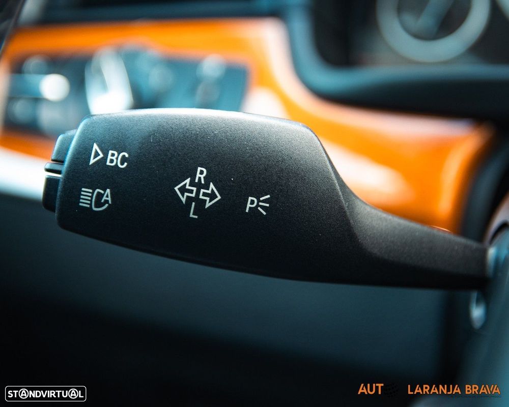 BMW 520 d Exclusive Auto 123g - 24