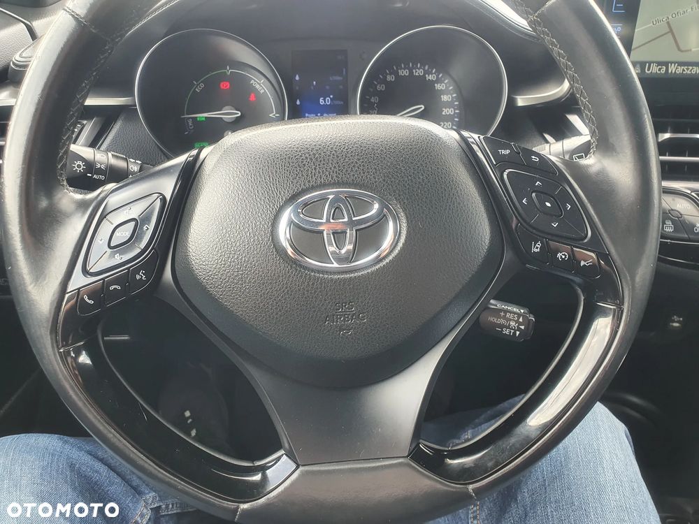 Toyota C-HR Business-Edition - 17