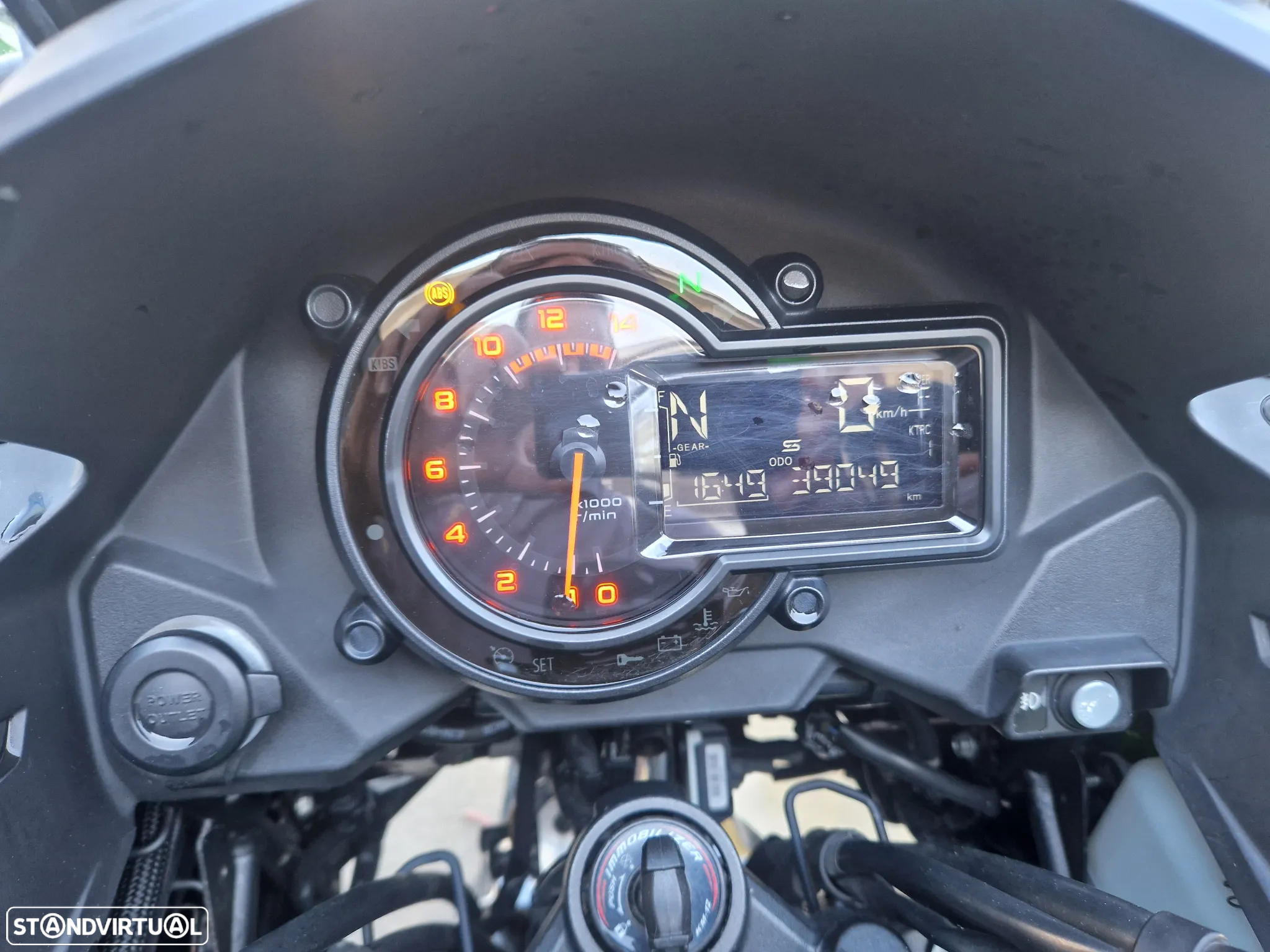 Kawasaki Versys SE Grand Tourer - 2