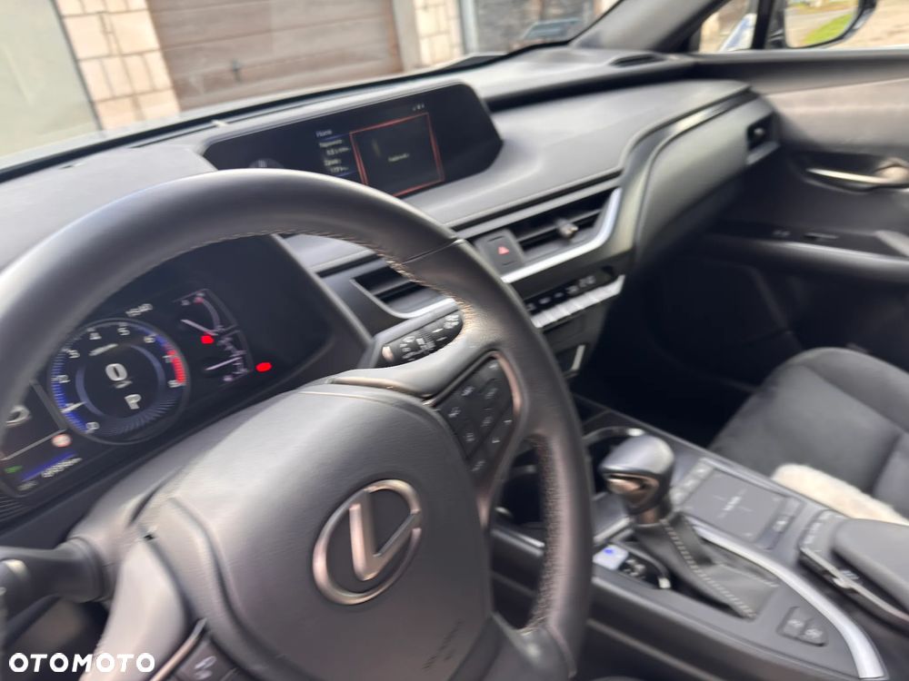 Lexus UX 200 GPF Pure 2WD - 4