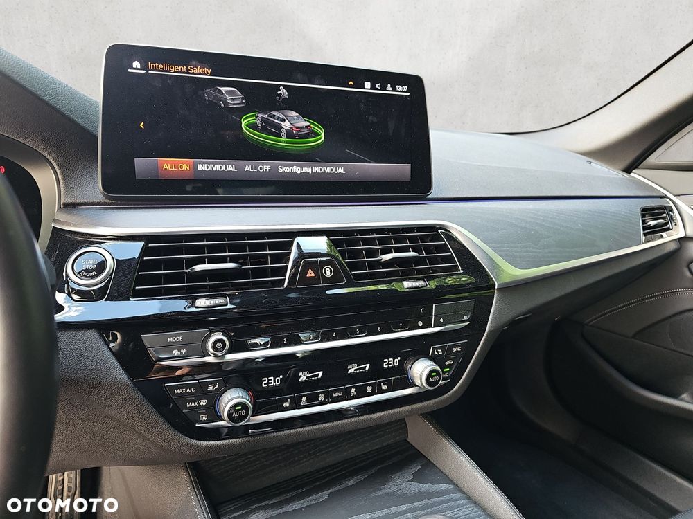 BMW Seria 5 - 23