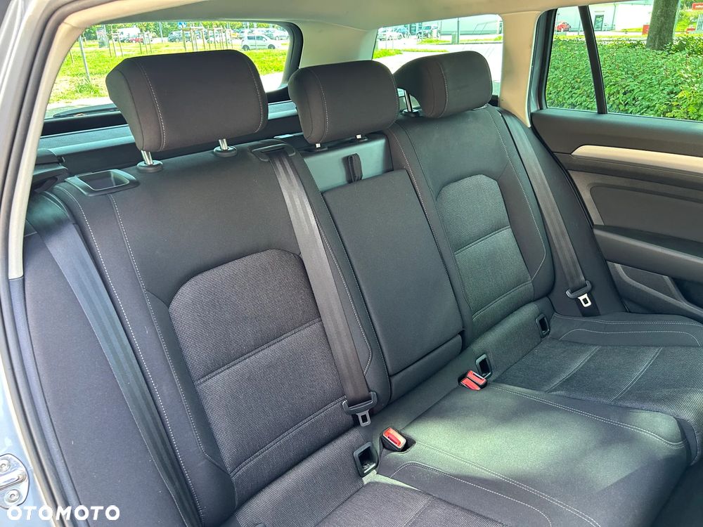 Volkswagen Passat Variant 2.0 TDI SCR Comfortline - 16