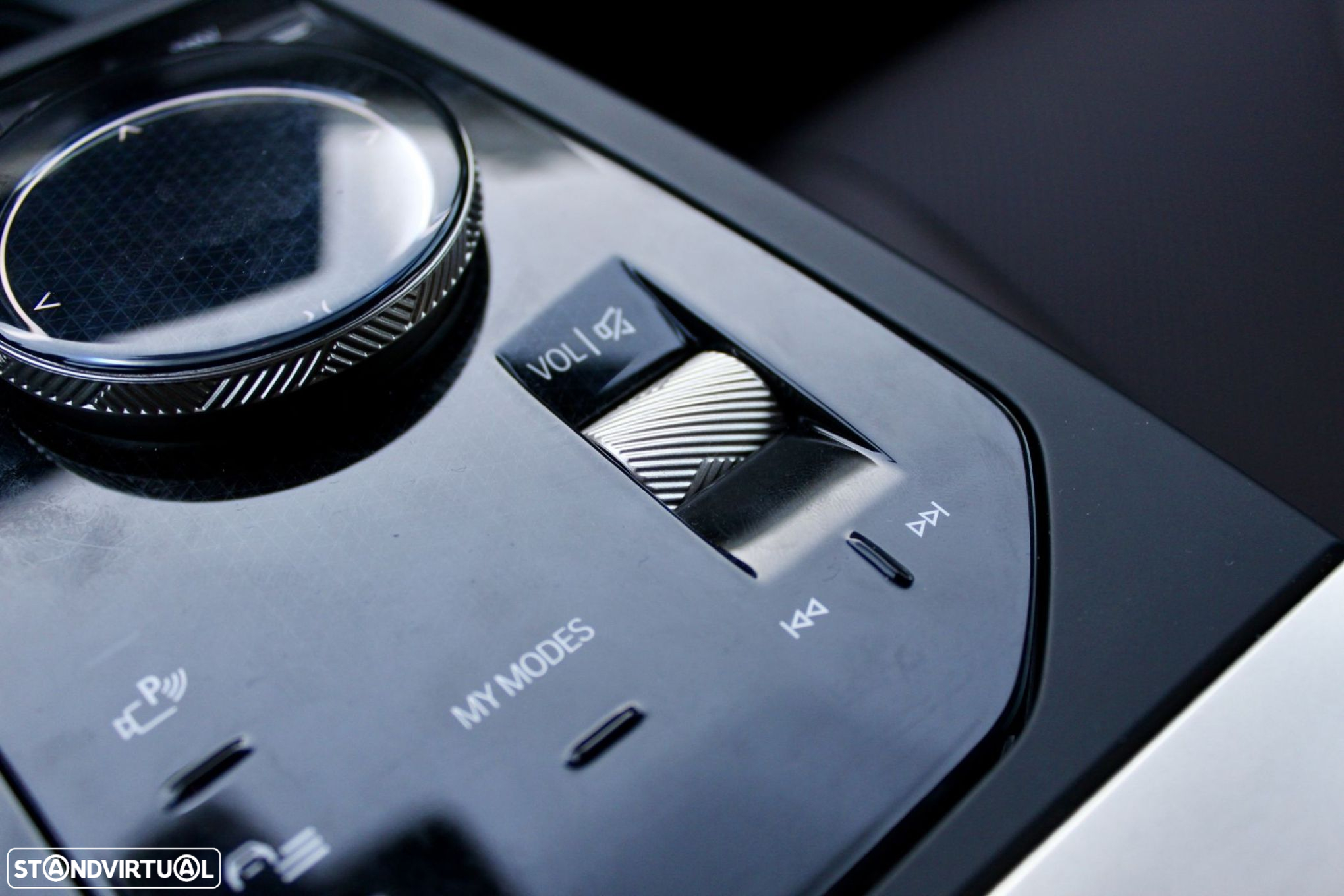 BMW iX xDrive 40 - 28