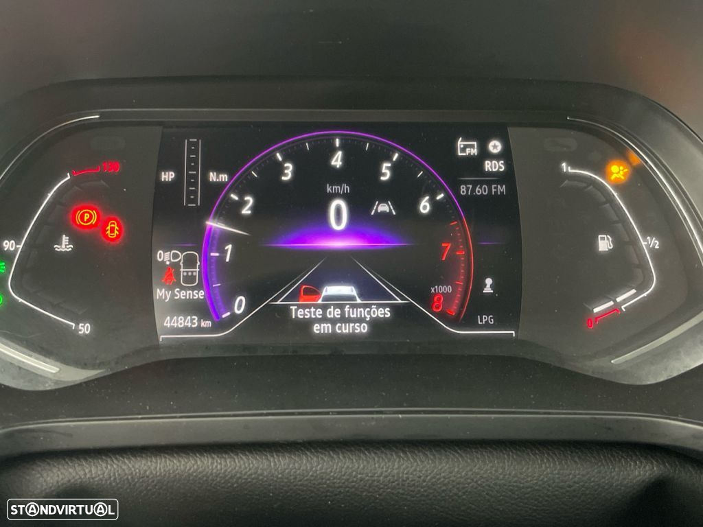 Renault Captur 1.0 TCe Techno Bi-Fuel - 9