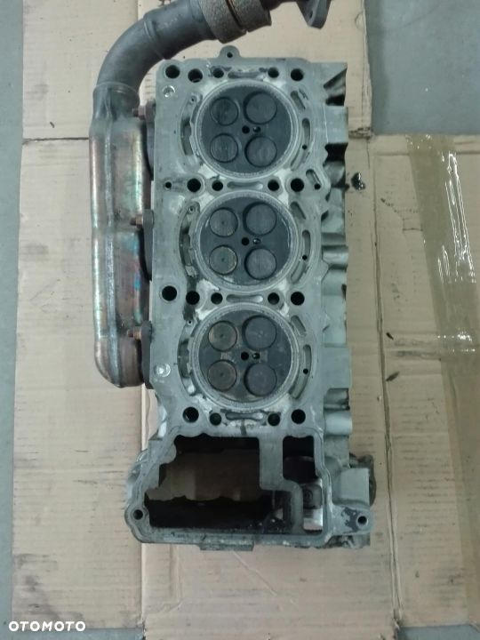 Głowica Mercedes V6 OM642 - 3