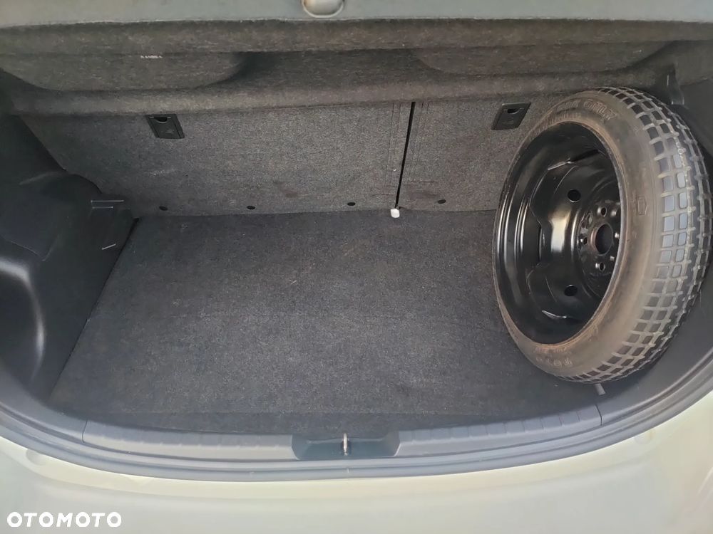 Toyota Yaris 1.0 Sprint EU6 - 23