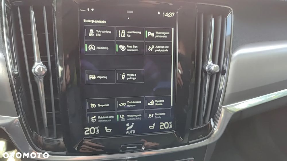 Volvo S90 D4 Momentum - 17