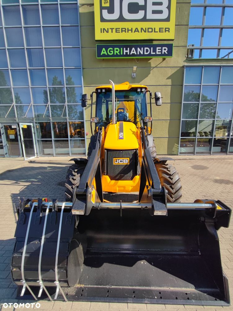 JCB 3CX Plus EH - 29