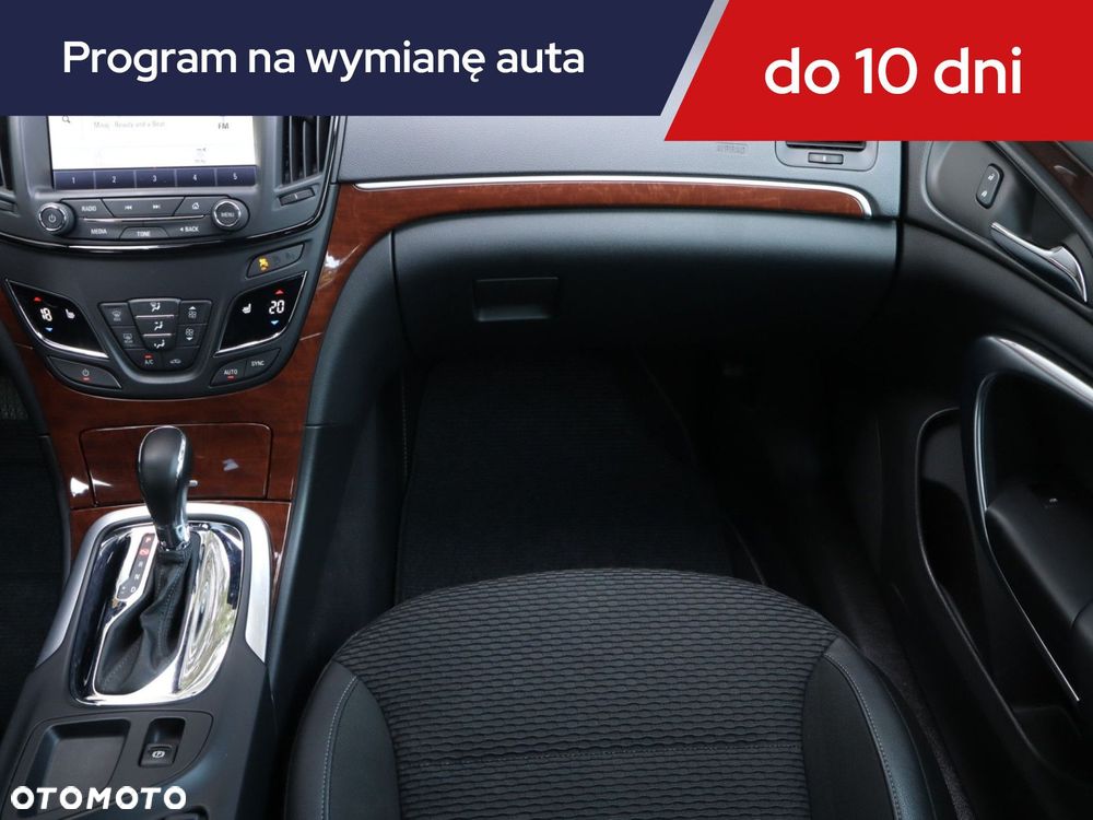 Opel Insignia - 10