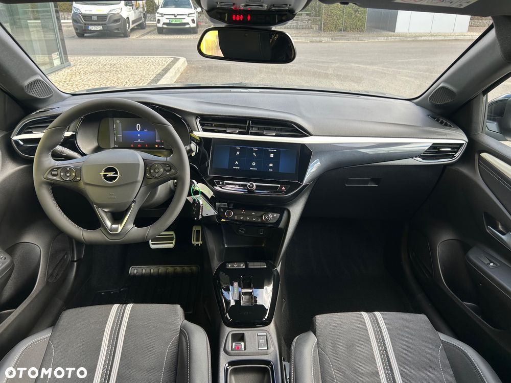 Opel Corsa 1.2 T mHEV GS eDCT - 13