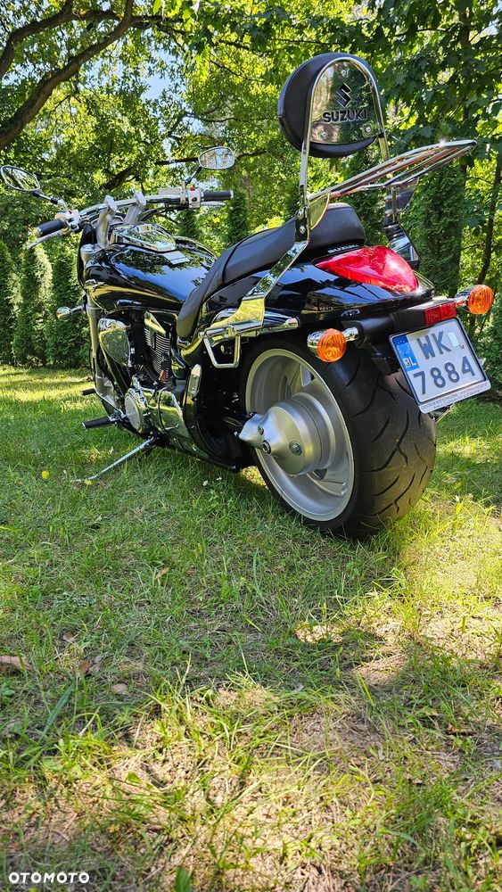 Suzuki Intruder - 9