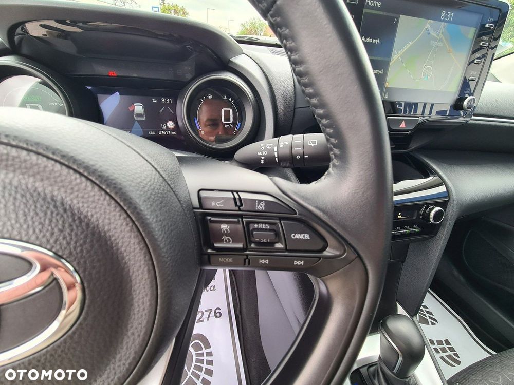 Toyota Yaris Cross Hybrid 1.5 Comfort - 21