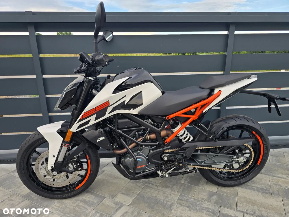 KTM Duke - 4