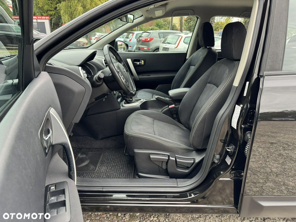 Nissan Qashqai - 22