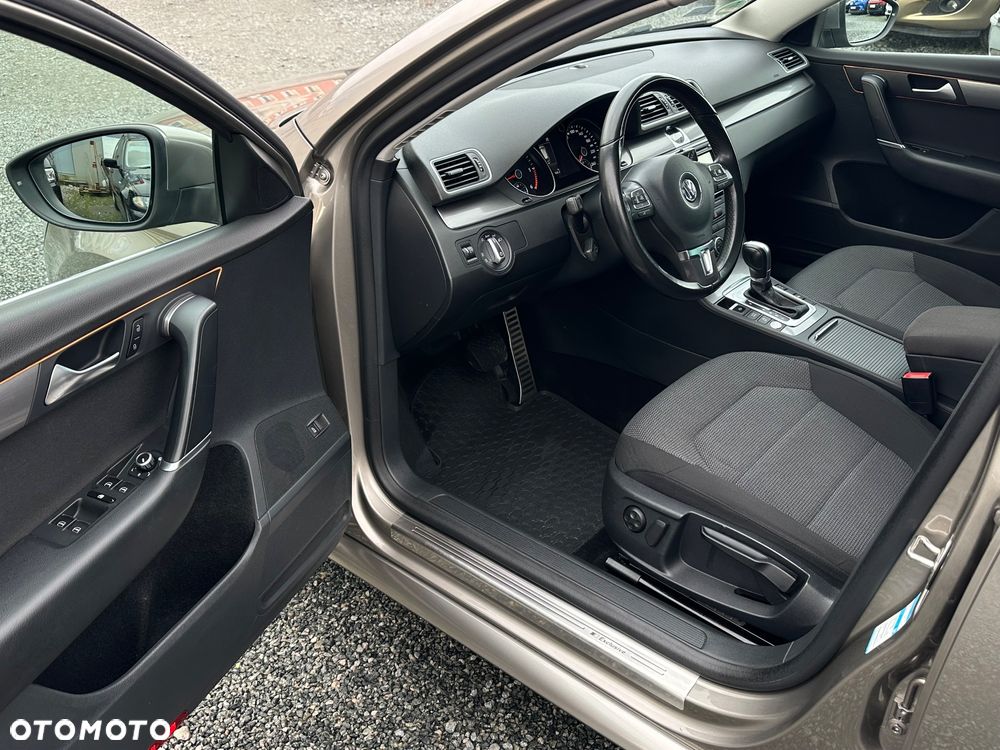 Volkswagen Passat Variant 2.0 TDI DSG BlueMotion Technology Business Edition - 20