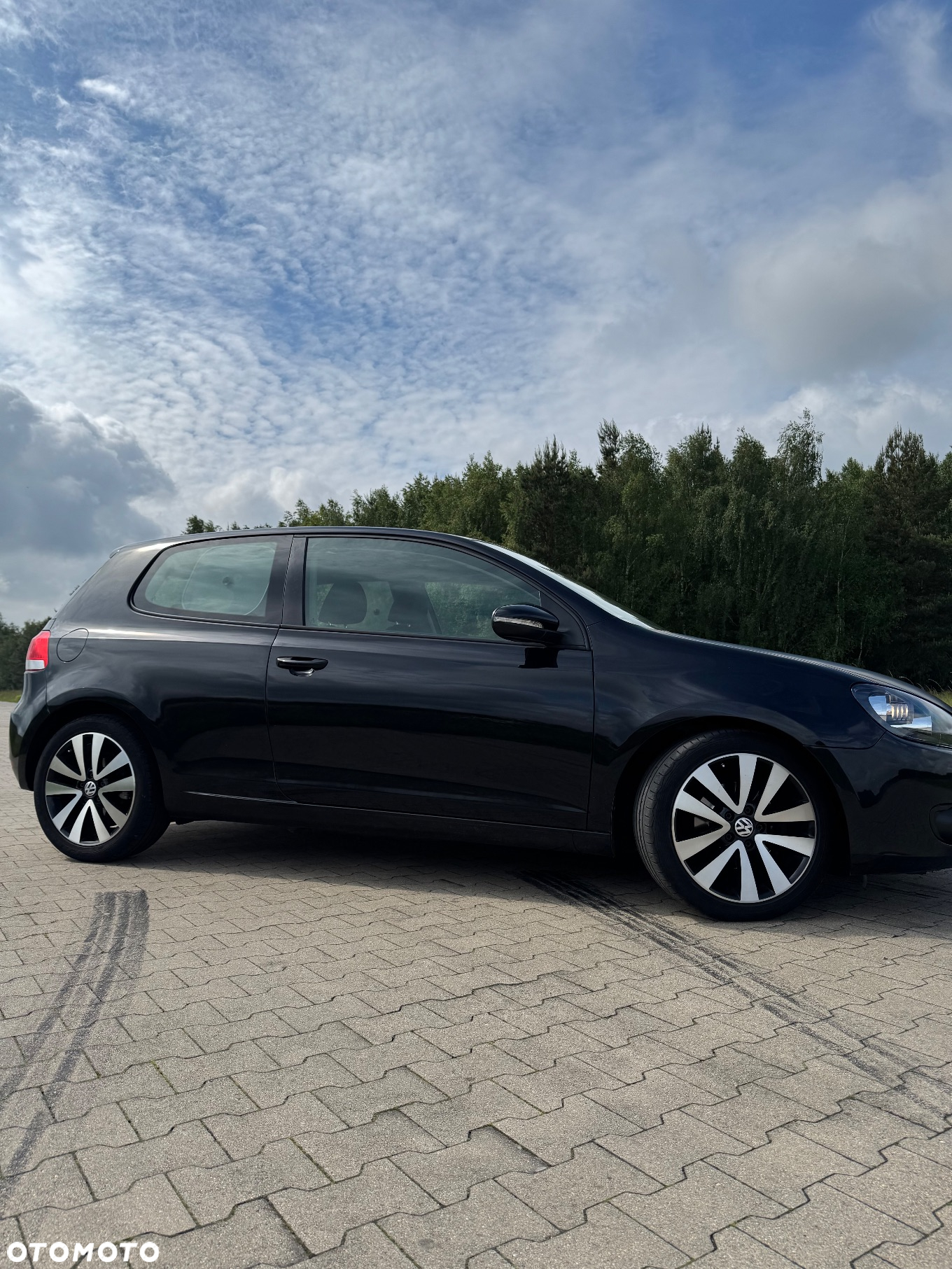 Volkswagen Golf VI 1.6 TDI Comfortline - 6