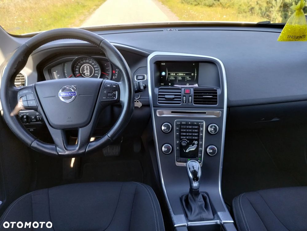 Volvo XC 60 - 8