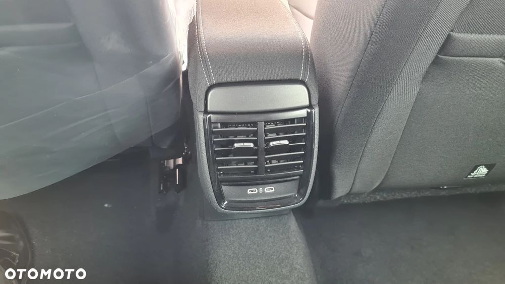 Skoda Kamiq 1.5 TSI Drive DSG - 13