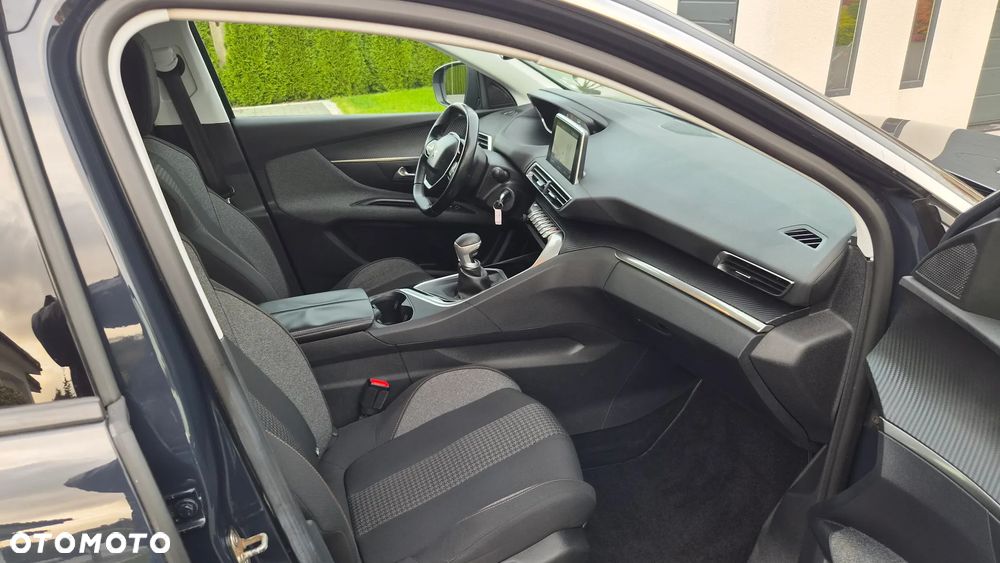 Peugeot 3008 - 8