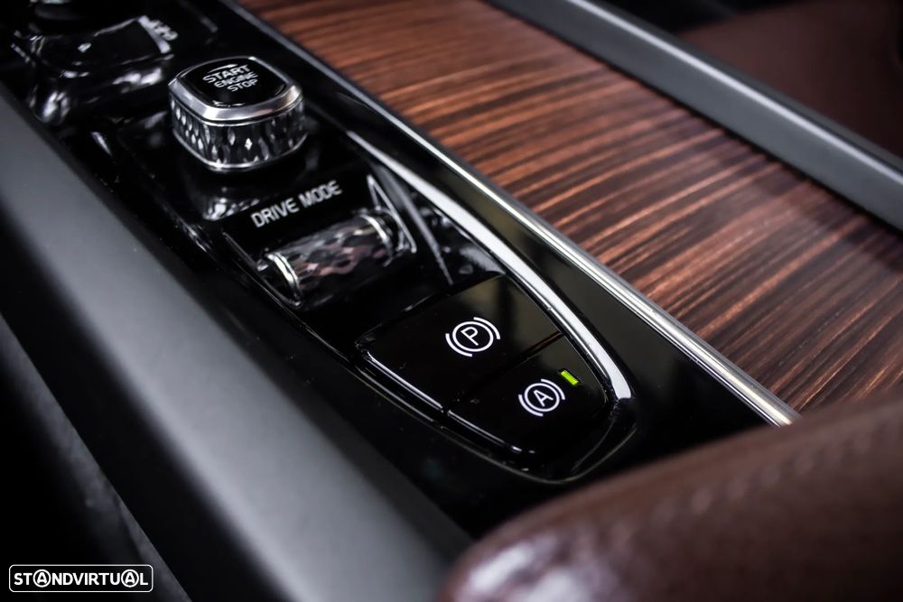 Volvo XC 60 2.0 T8 PHEV Inscription Expression AWD - 21