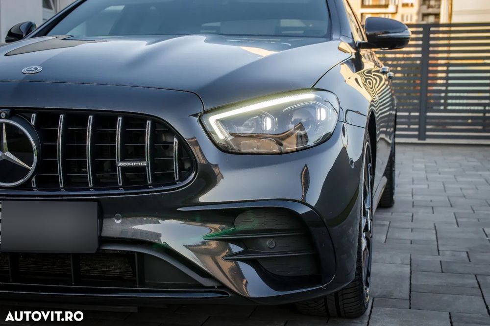 Mercedes-Benz E 53 AMG 4Matic Coupe MHEV Aut. - 4
