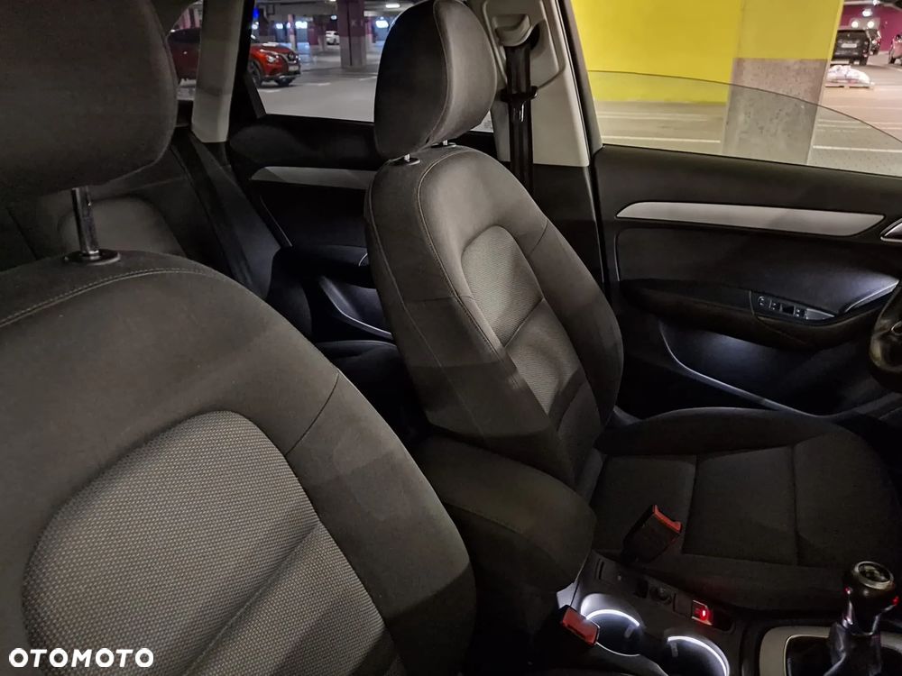 Audi Q3 2.0 TDI sport - 6