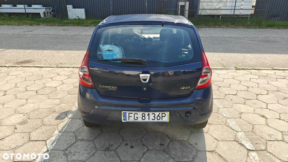 Dacia Sandero - 5