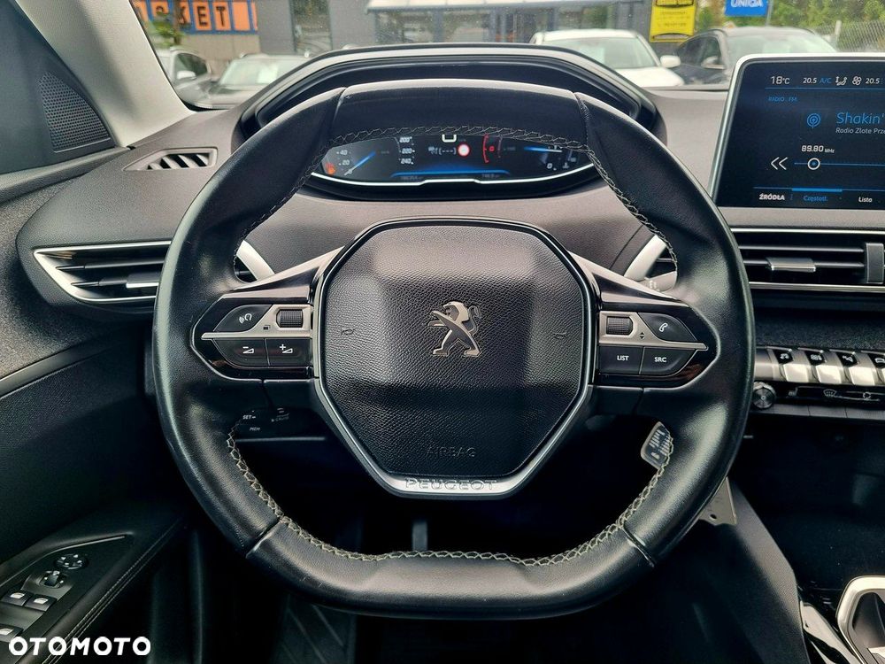 Peugeot 3008 1.5 BlueHDi Allure S&S - 18