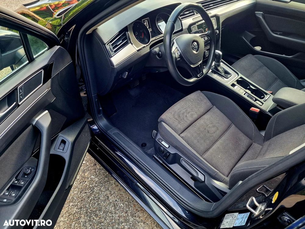 Volkswagen Passat 2.0 TDI DSG (BlueMotion Technology) Comfortline - 14