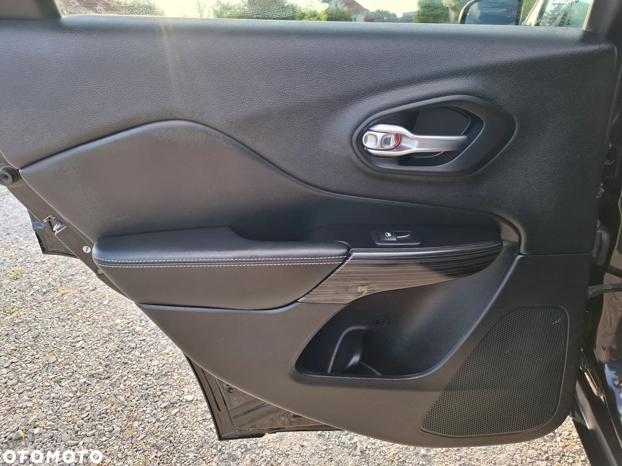 Jeep Cherokee 2.0 MJD Active Drive I Limited - 30