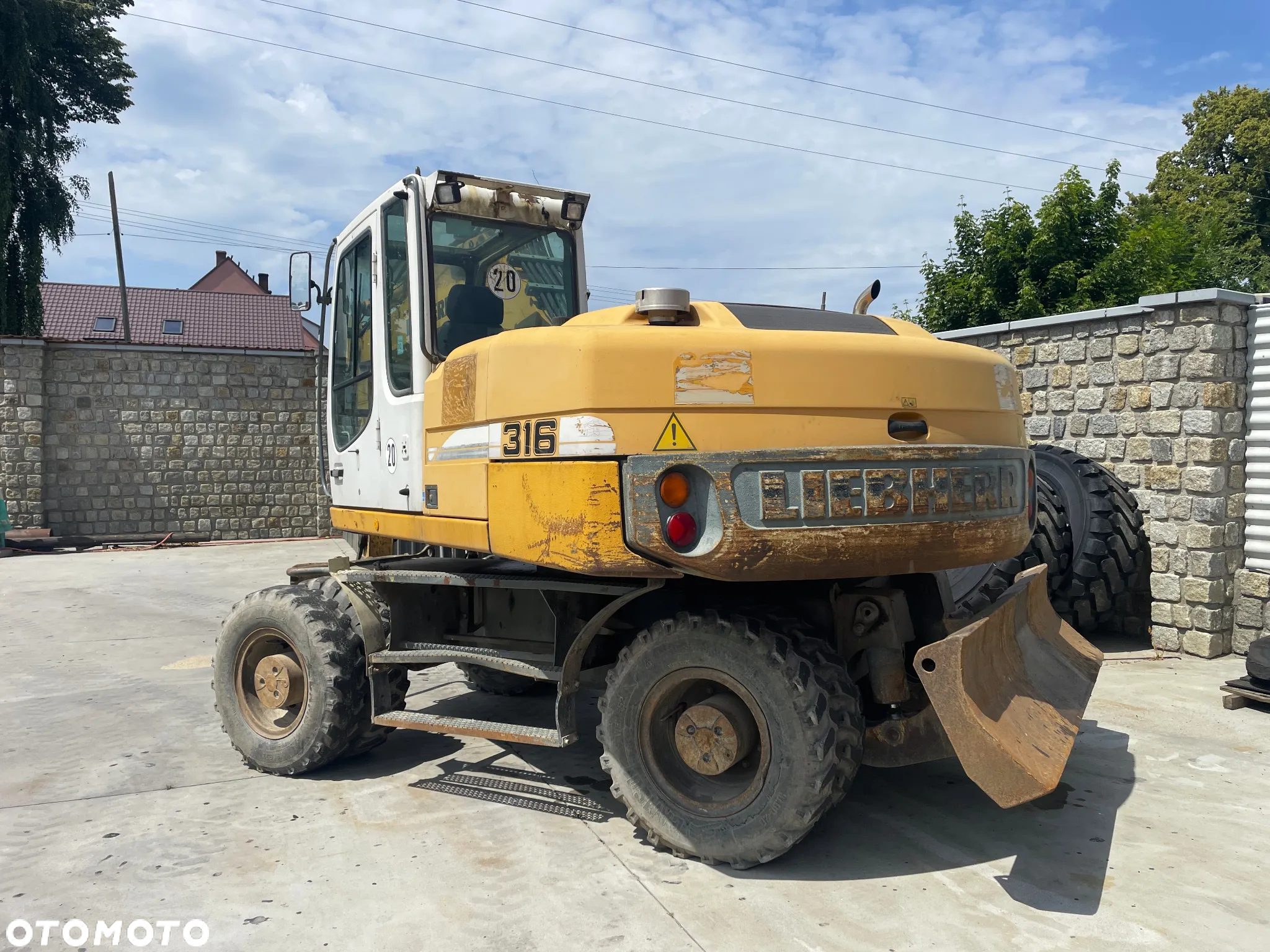 Liebherr A316 Litronic - 2