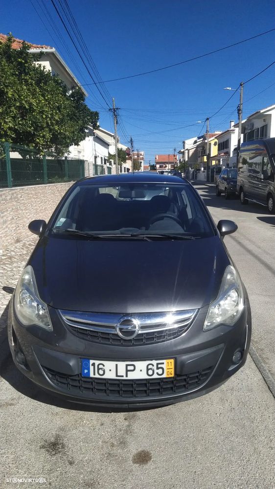 Opel Corsa 1.3 CDTi Enjoy EcoFLEX - 2