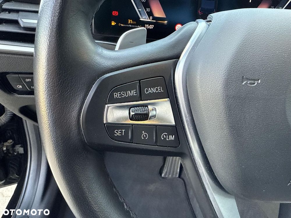 BMW Seria 3 320i - 23