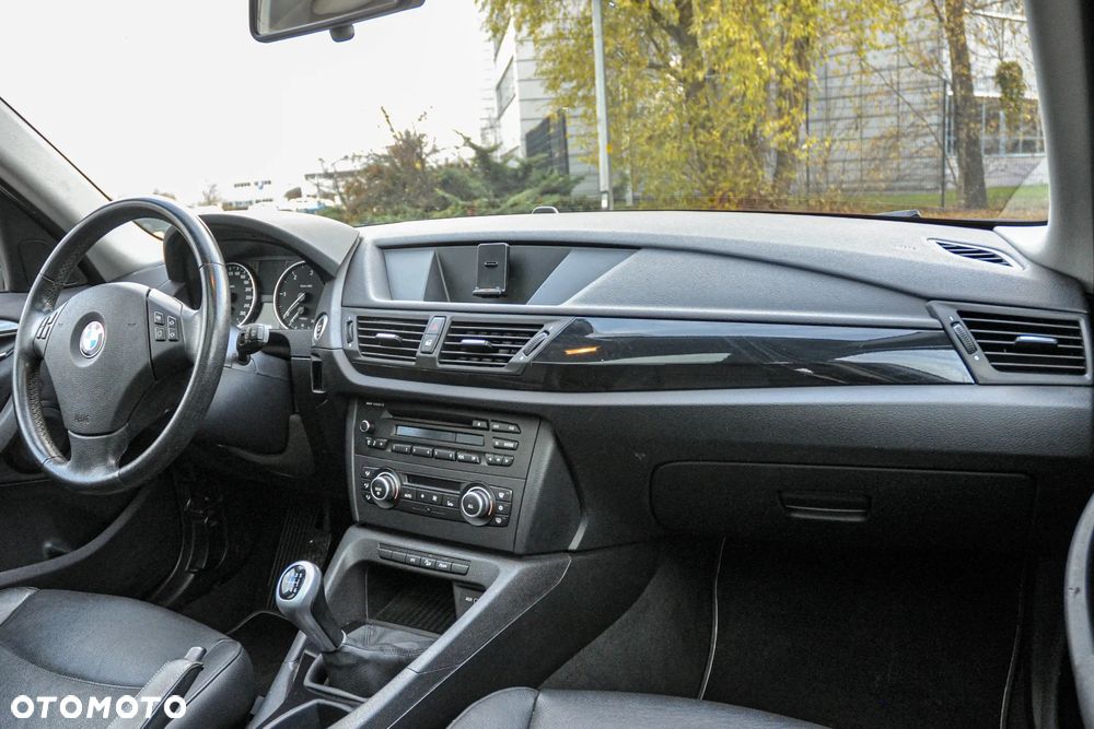 BMW X1 xDrive18d - 10