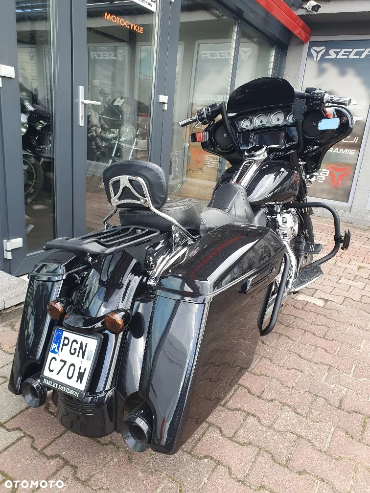 Harley-Davidson Touring Street Glide - 3