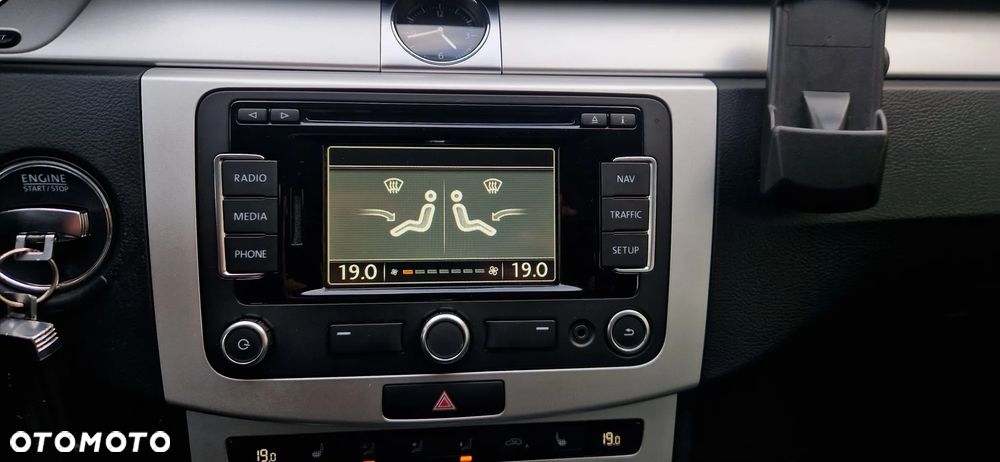 Volkswagen Passat 1.6 TDI Comfortline - 20