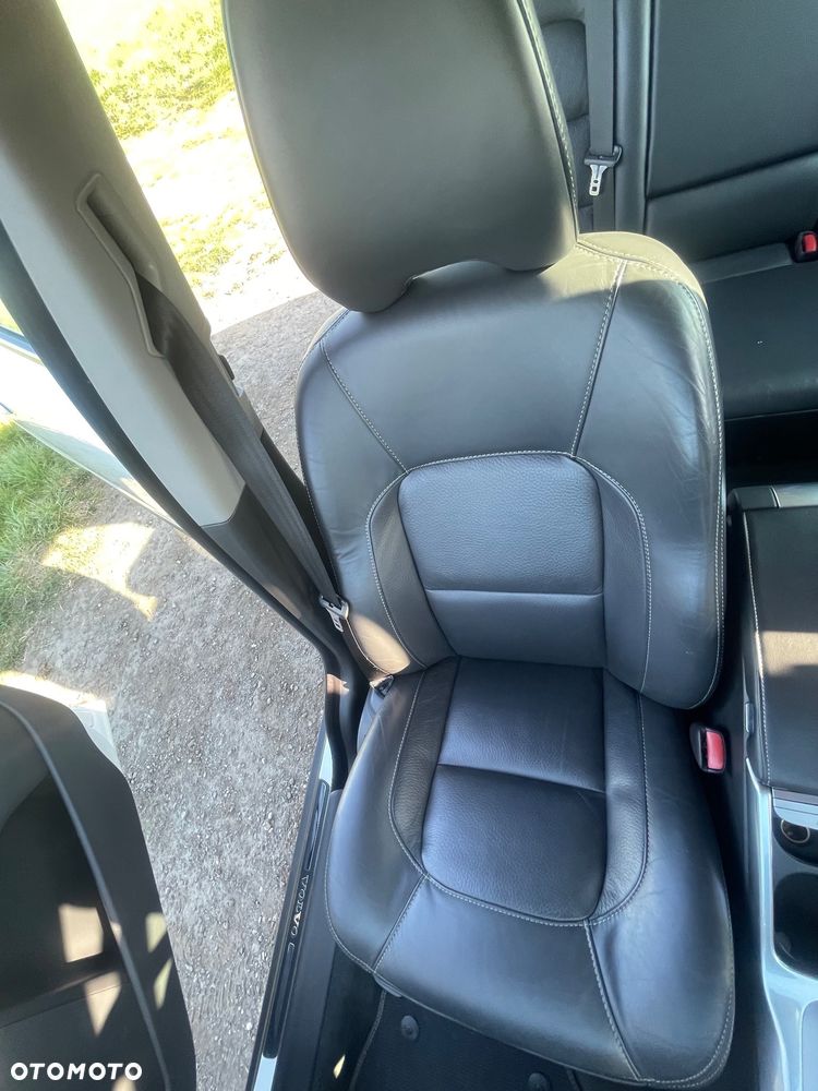 Volvo XC 70 D4 AWD Dynamic Momentum EU6 - 13