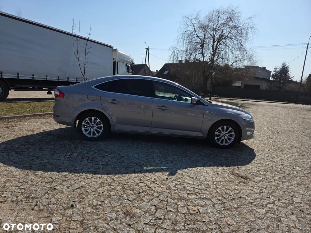 Ford Mondeo 2.0 TDCi Titanium - 13
