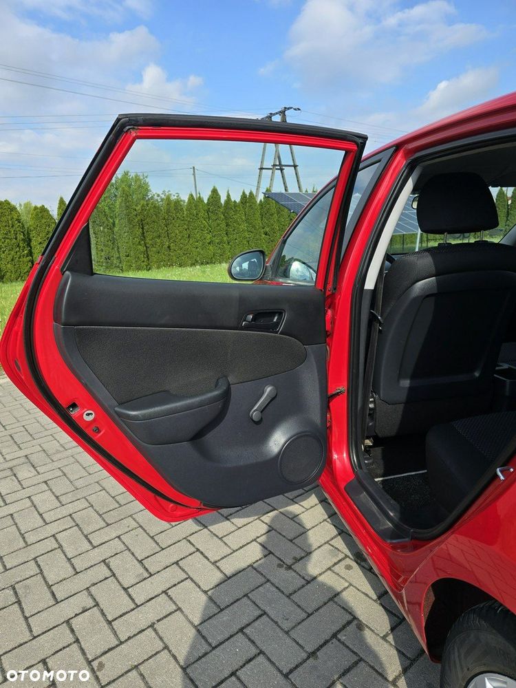 Hyundai i30 - 16