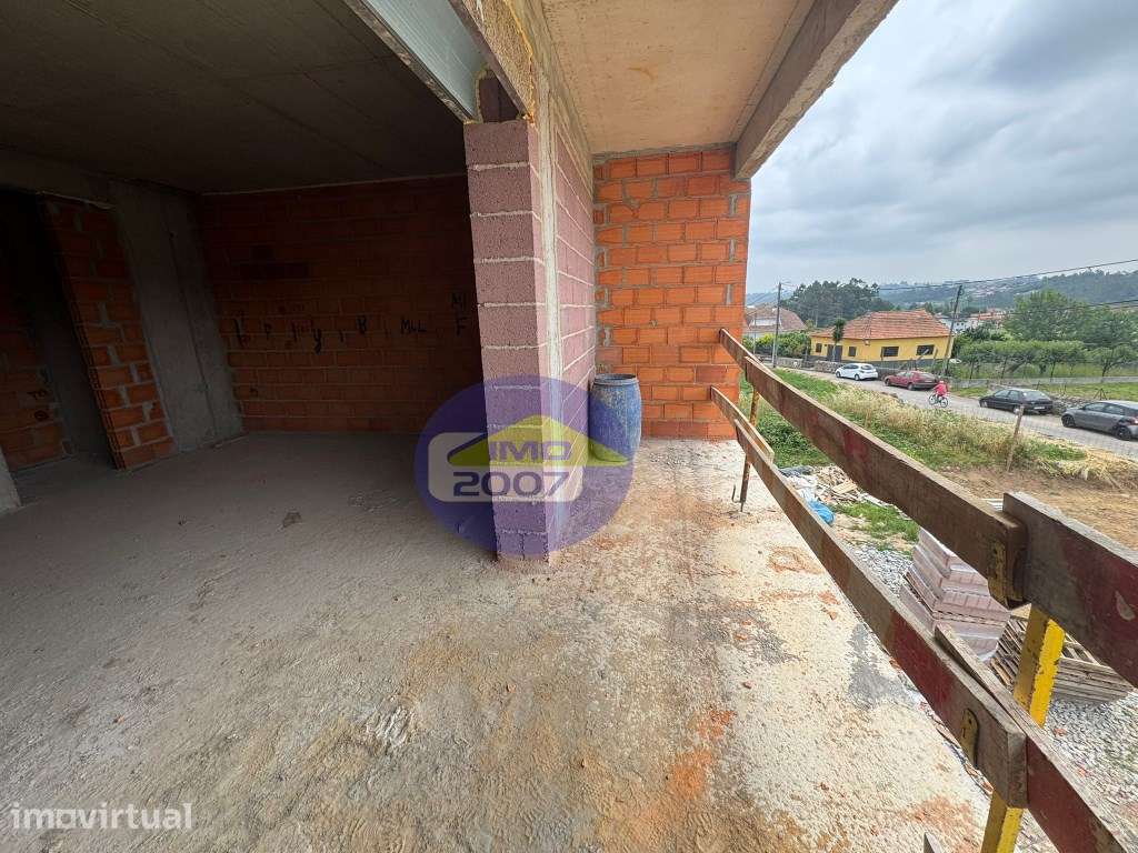 Apartamento T2 em Argoncilhe - Grande imagem: 4/26