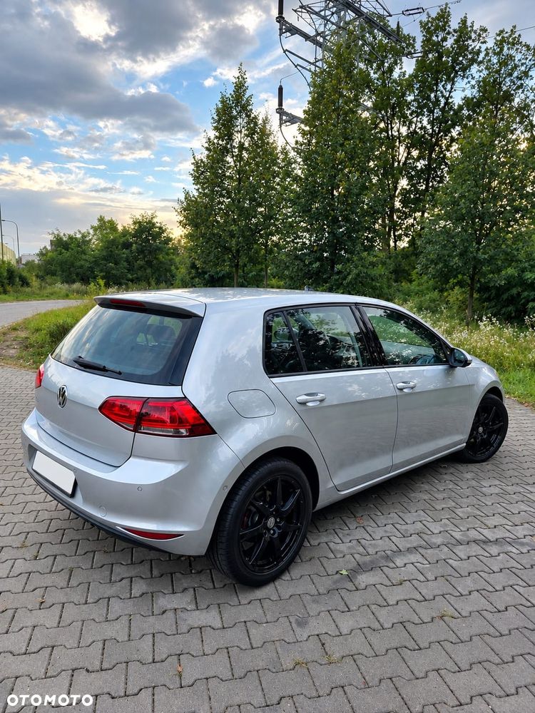 Volkswagen Golf - 4