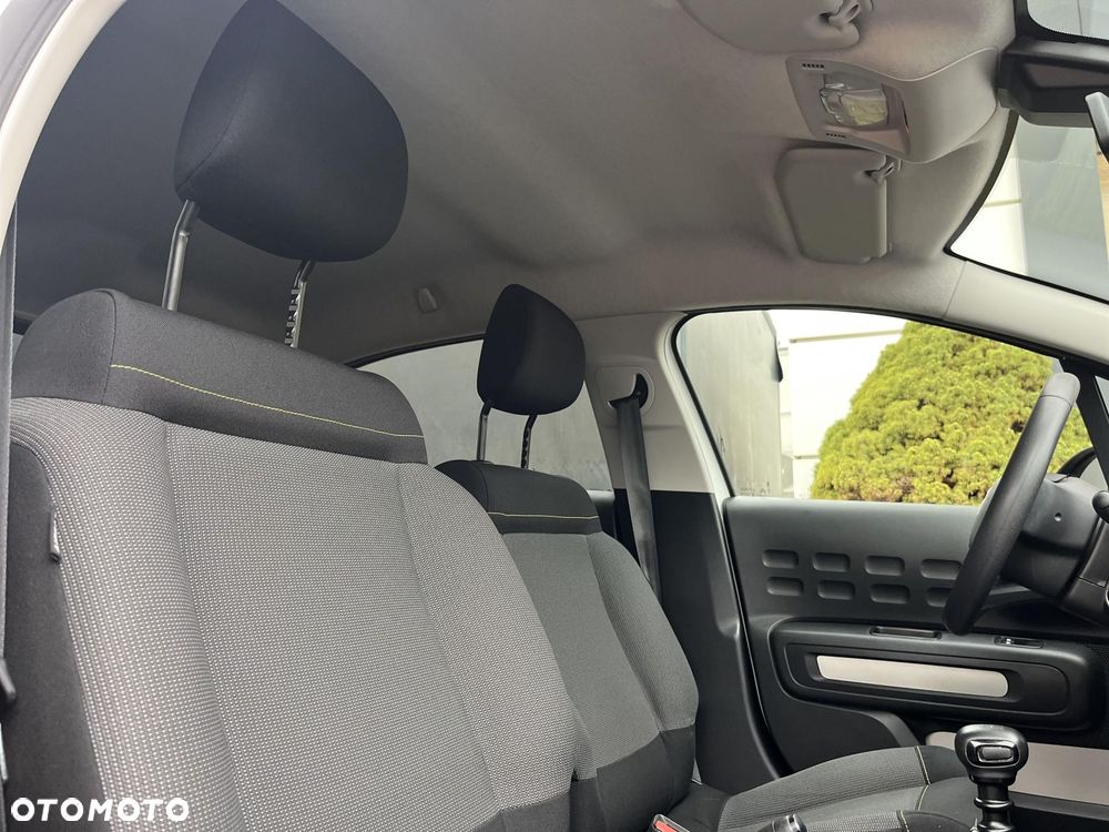 Citroën C3 1.2 PureTech Shine - 23