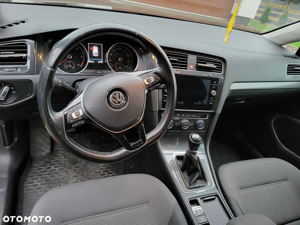 Volkswagen Golf VII 1.6 TDI BMT Comfortline - 14