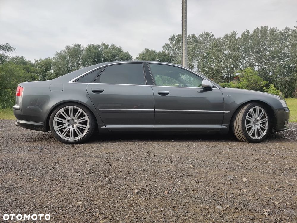 Audi S8 5.2 FSI Quattro - 7