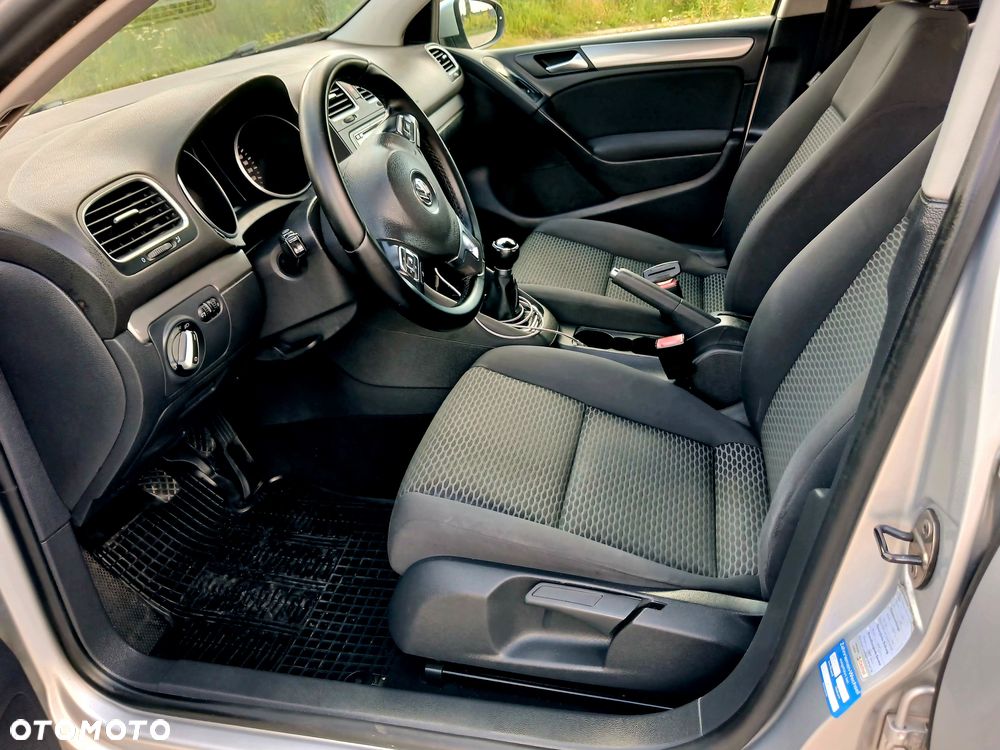 Volkswagen Golf 2.0 TDI DPF BlueMotion Technology Comfortline - 11