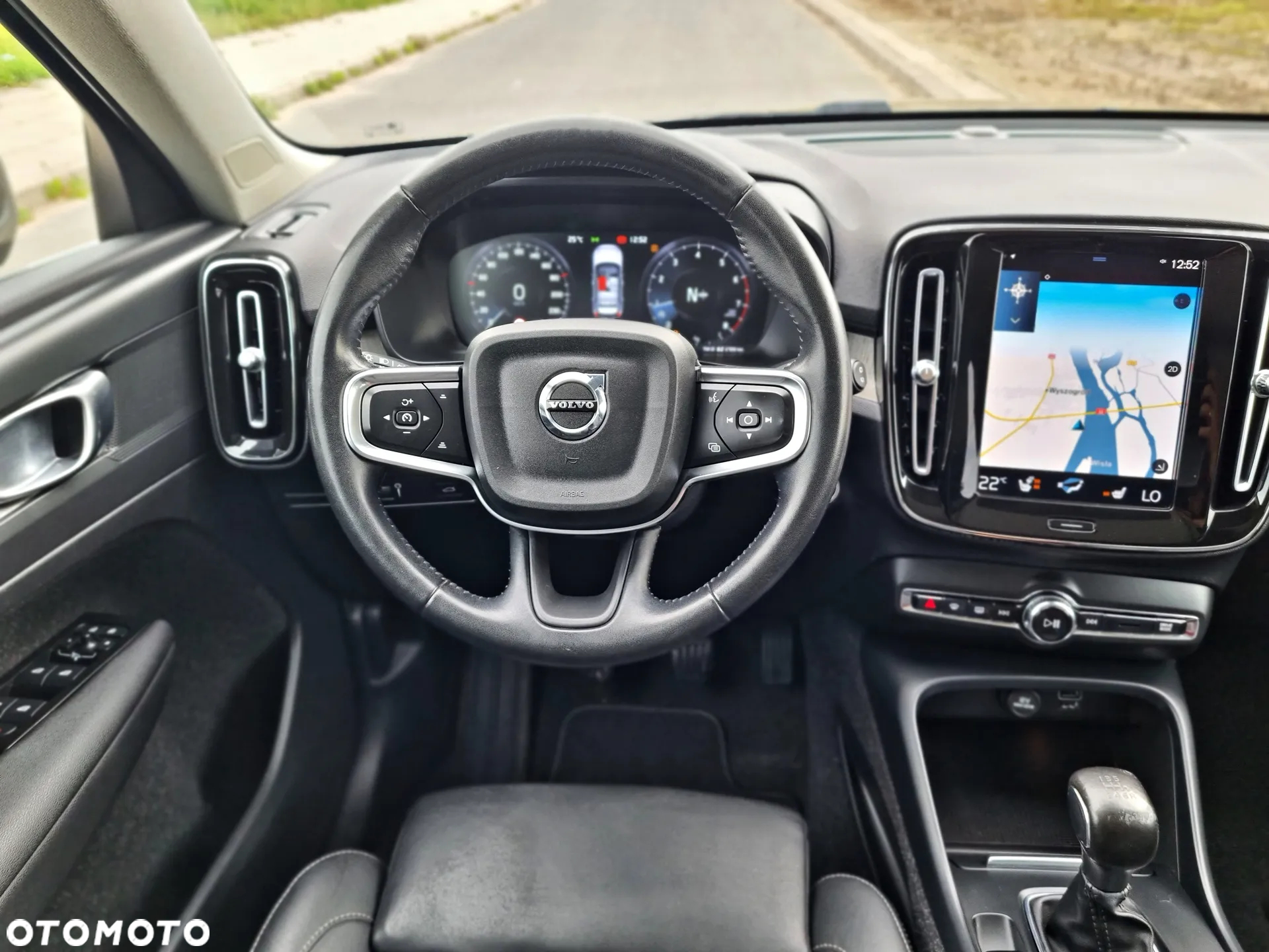 Volvo XC 40 - 24