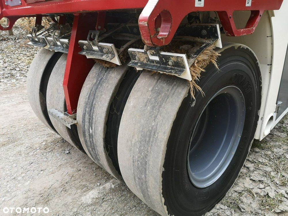 Dynapac CC4200C VI Walec Kombi Cummins 130 KM Mało Używany Jak Nowy! - 15