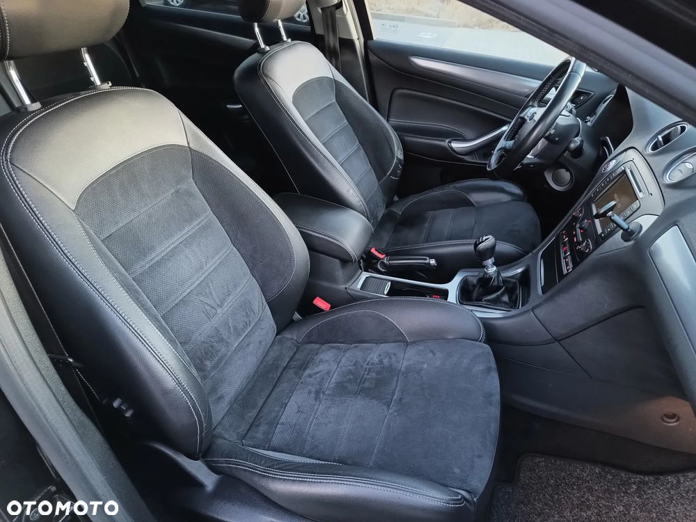 Ford Mondeo 1.6 TDCi Titanium - 19